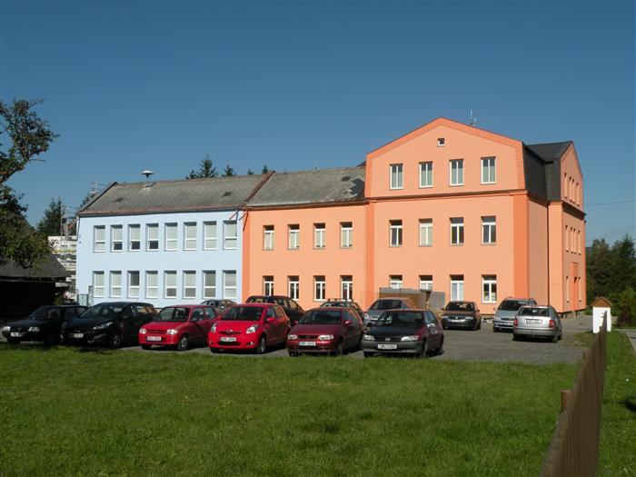 škola